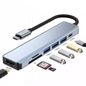 USB-C Hub to HDMI 4K / 3 USB-A / 1 USB-C +
2 card readers
